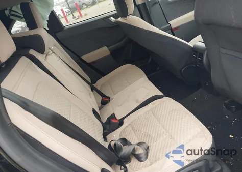 2020 Ford Escape Se z USA, uszkodzony, nr VIN 1FMCU0G66LUC01499